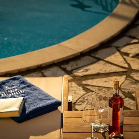 Blue Chill Villa Tsoukaladhes